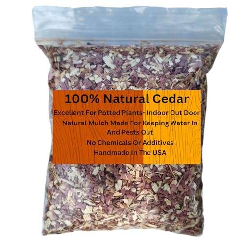 100% Natural Cedar Chips | Mulch | Great for Outdoors or Indoor Potted Plants | Dog Bedding | Pleasant Earthy Smell Half-Quart